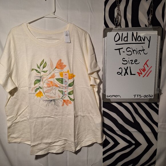Old Navy Tops - NWT Old Navy Shirt Floral 2XL